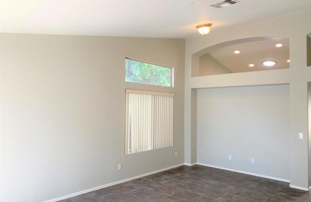 1208 W Behrend Drive Gallery 4
