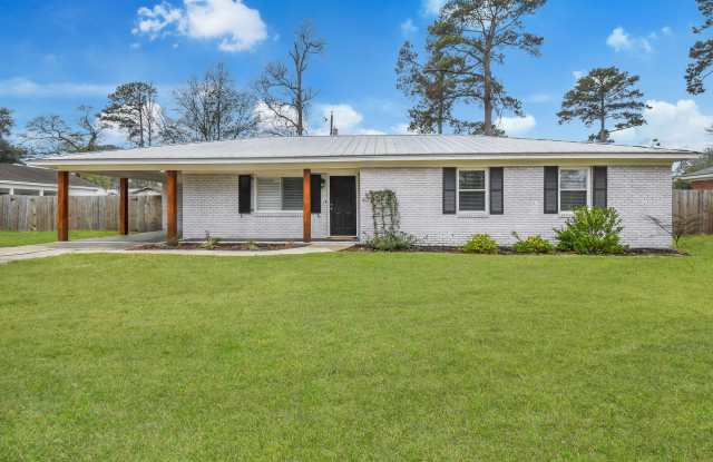 Fully Furnished Mid or Long Term Home on Whitemarsh Island! photos photos Fully Furnished Mid or Long Term Home on Whitemarsh Island! photos photos