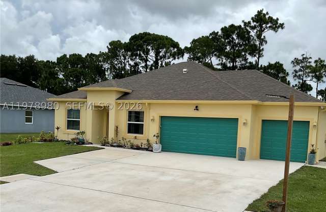 6157 NW Gatun Dr Gallery 2