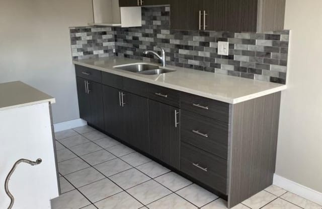 9328 Elizabeth Ave D - 9328 Elizabeth Avenue, South Gate, CA 90280