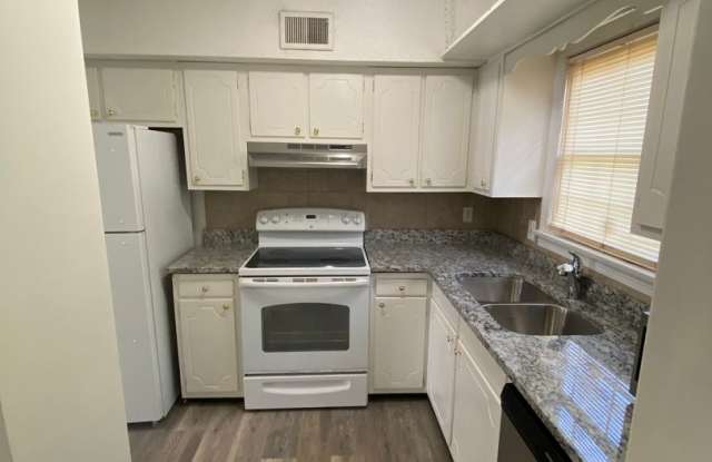 The Cloister Condominiums - 2 bedroom, 1 bath photos photos The Cloister Condominiums - 2 bedroom, 1 bath photos photos