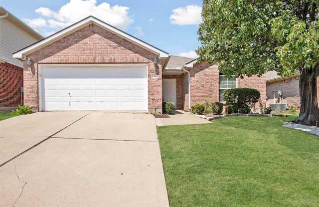 13101 Evergreen Drive - 13101 Evergreen Drive, Fort Worth, TX 76244