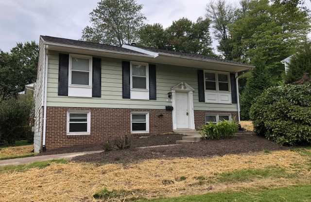 506 PARK ROAD - 506 Park Road, Rockville, MD 20850