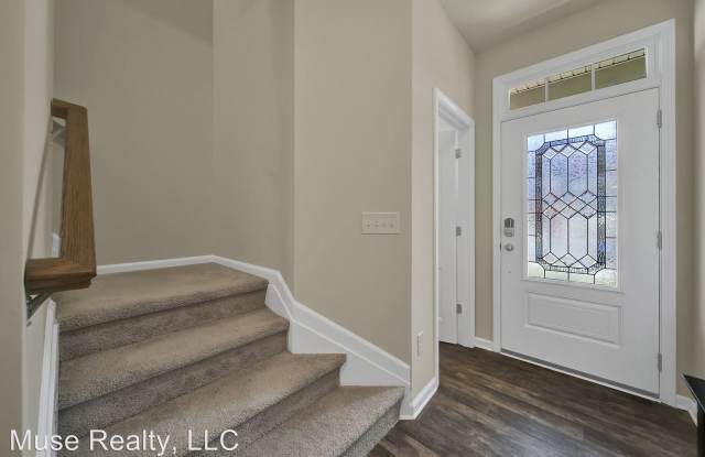 230 Ascot Run Way Gallery 3