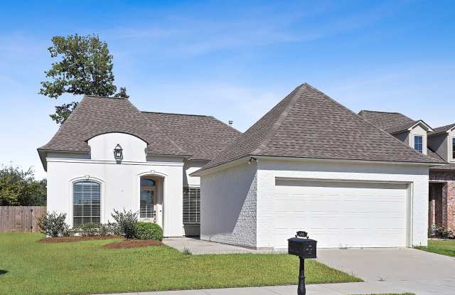 Beautiful 3 Bedroom, 3 Full Bath photos photos