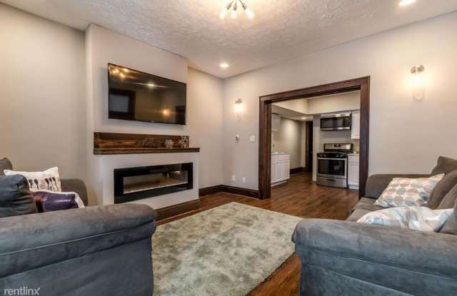 2063 N 4th St - 2063 North Fourth Street, Columbus, OH 43201