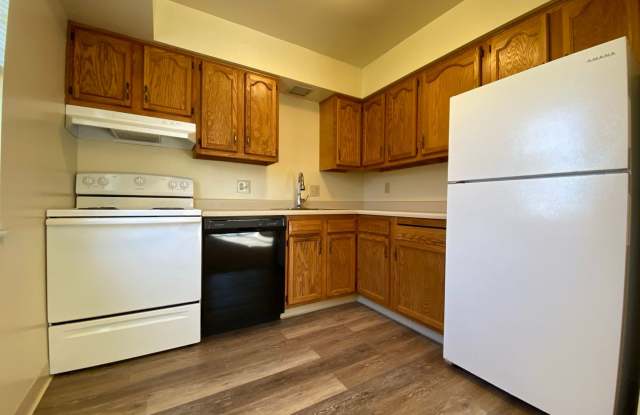 Check This Out! 3 BR Townhome with Washer Dryer + Equipped Kitchen with Dishwasher! Call Today! - 113 Bellwood Drive, Allegheny County, PA 15229 Check This Out! 3 BR Townhome with Washer Dryer + Equipped Kitchen with Dishwasher! Call Today! - 113 Bellwood Drive, Allegheny County, PA 15229