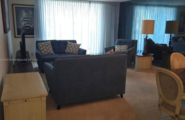 609 NE 14th Ave photos photos