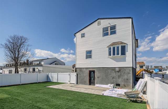 33 Dock Drive photos photos