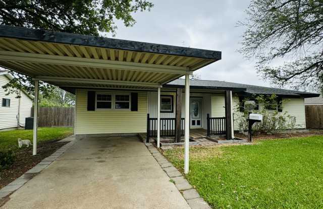 306 Landry Dr photos photos