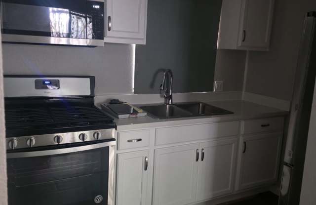 1608 Crown Hill Avenue photos photos