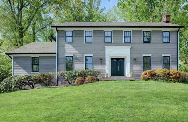 18 Armstrong Rd photos photos