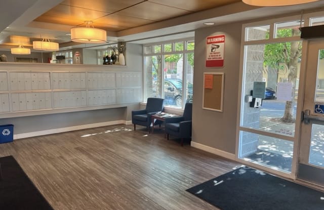 Stadium Station Apartments