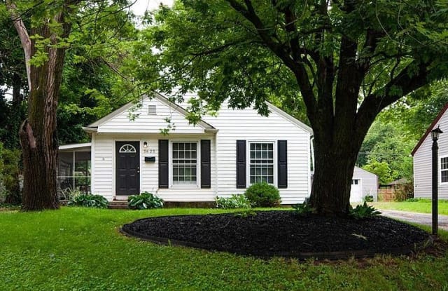 5625 Rosslyn Ave - 5625 Rosslyn Avenue, Indianapolis, IN 46220