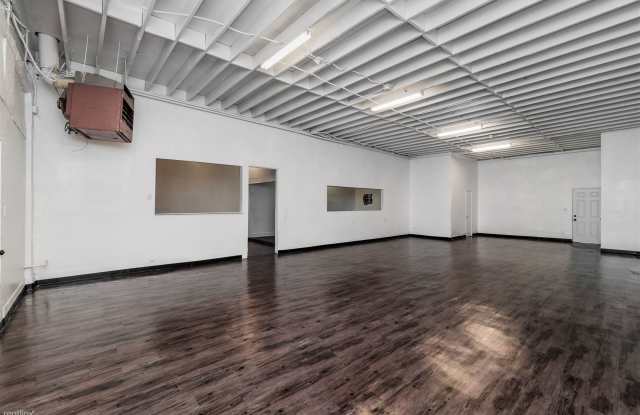 8131 S San Pedro Gallery 2