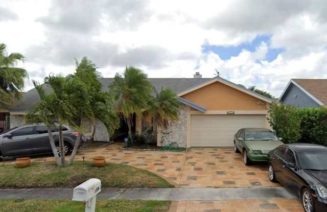 7358 NW 49th St photos photos