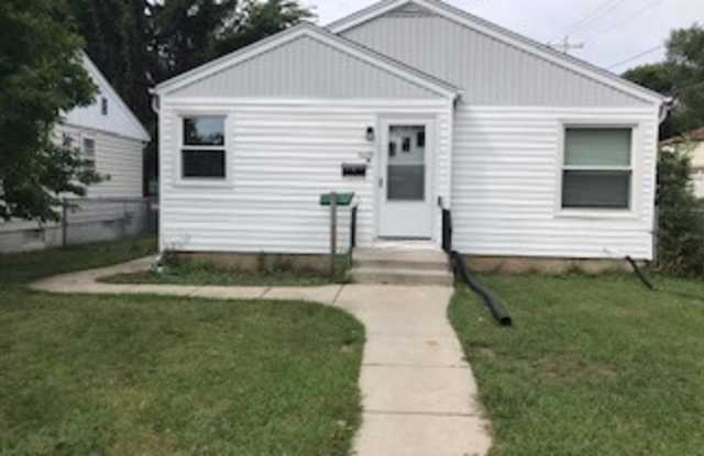 3 BEDROOM SINGLE FAMILY HOME photos photos