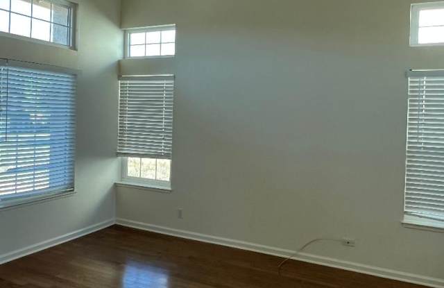 165 Pacific Court Gallery 3