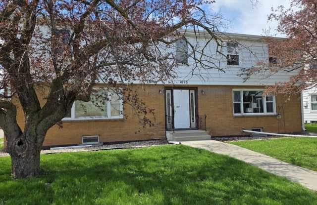 1095 Gillingham Road - B photos photos
