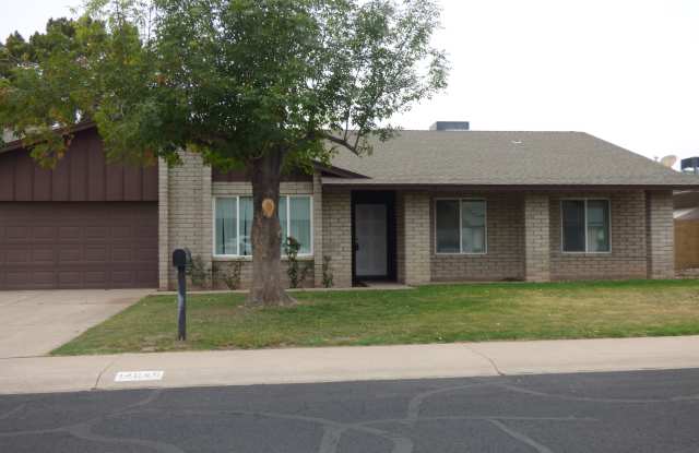 14046 N 39TH Lane - 14046 North 39th Lane, Phoenix, AZ 85053
