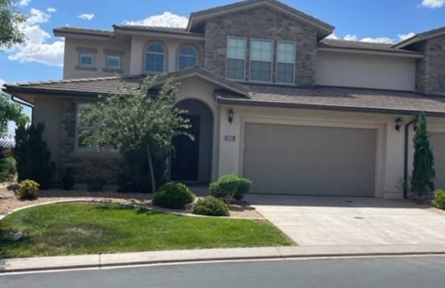 4 Bedroom Condo With a Community Pool and Hot Tub - 993 North Casitas Hill Loop, Washington, UT 84780 4 Bedroom Condo With a Community Pool and Hot Tub - 993 North Casitas Hill Loop, Washington, UT 84780