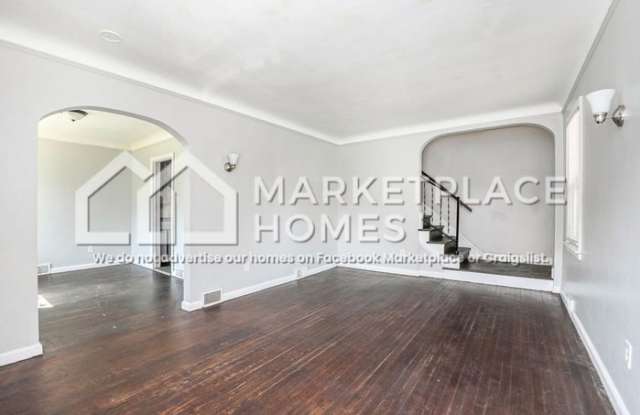10327 McKinney St Gallery 3