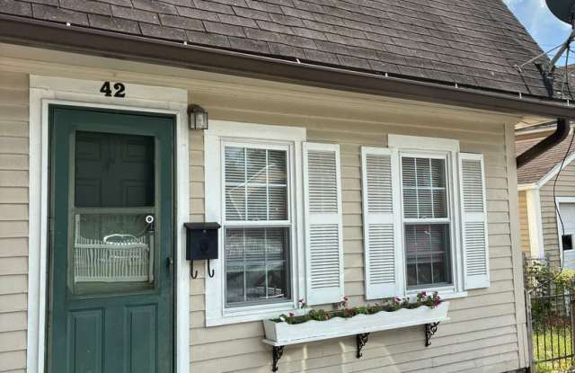 42 S Main St photos photos