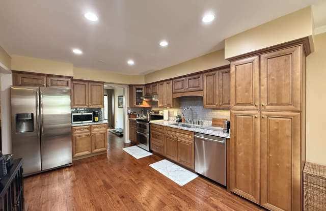 772 Greenhills Drive - 1 Gallery 4