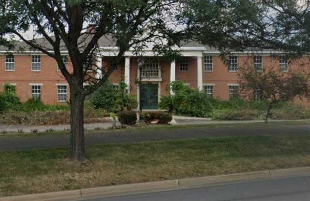 1735 Merriman Road unit: 300 photos photos