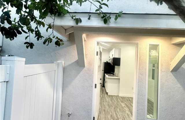 617 Mott Street photos photos