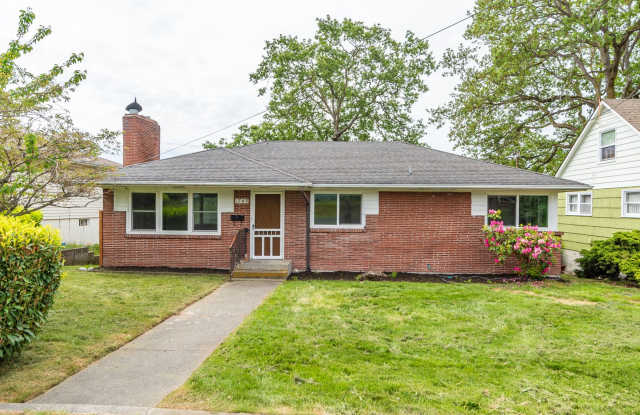 3 Bedroom 2 Bath Home near Heart of Oak Harbor photos photos