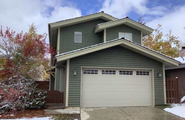 3 Bedroom Home in Blackhawk Station photos photos