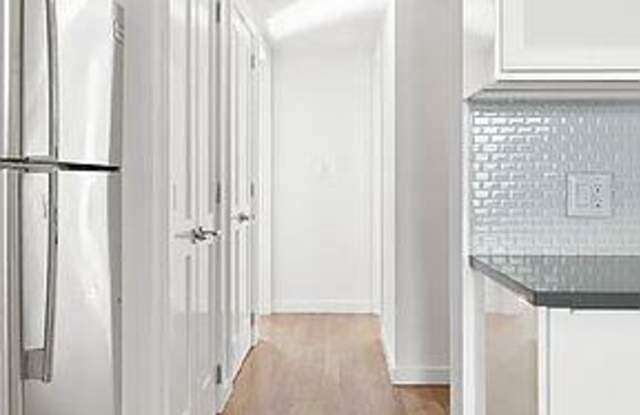 165 Avenue B Gallery 3