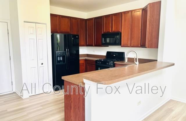 503 S Lakeside Court Gallery 4