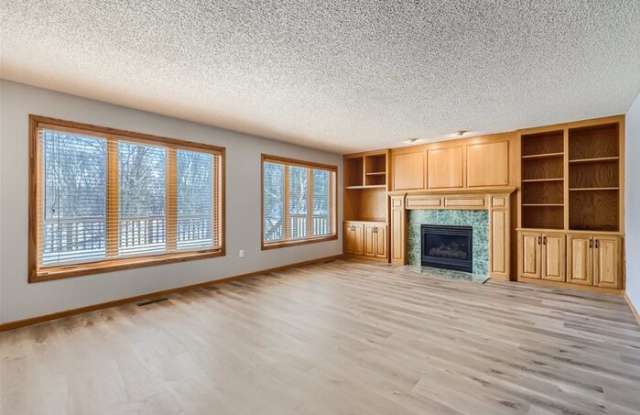 18705 37th Avenue North Gallery 4
