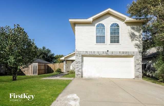 729 Pace Drive - 729 Pace Drive, Denton, TX 76209