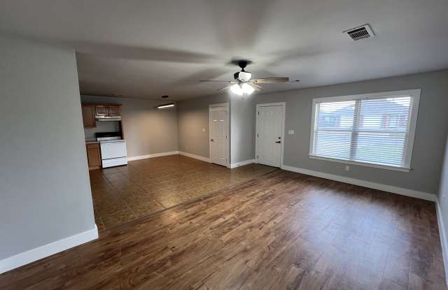 205 East Marietta Court Gallery 2