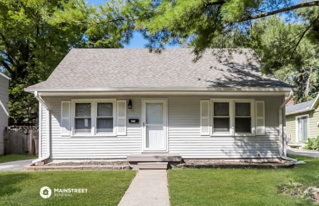 7712 Oak Street - 7712 Oak Street, Kansas City, MO 64114