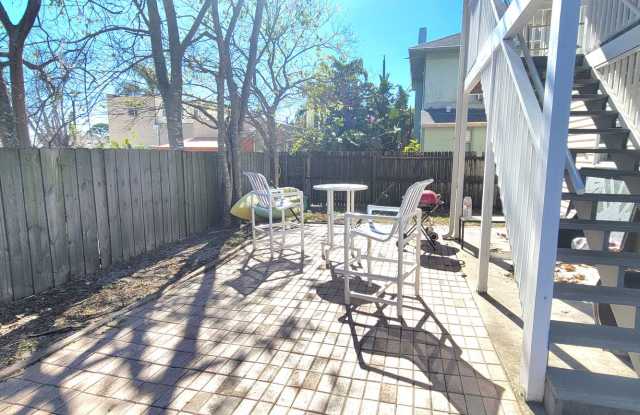 Cocoa Village Large 1 bedroom-Includes Water and Electric! photos photos