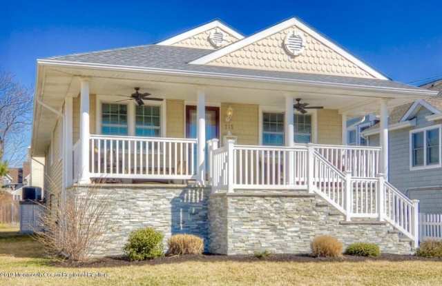 213 Washington Avenue - 213 Washington Avenue, Point Pleasant Beach, NJ 08742