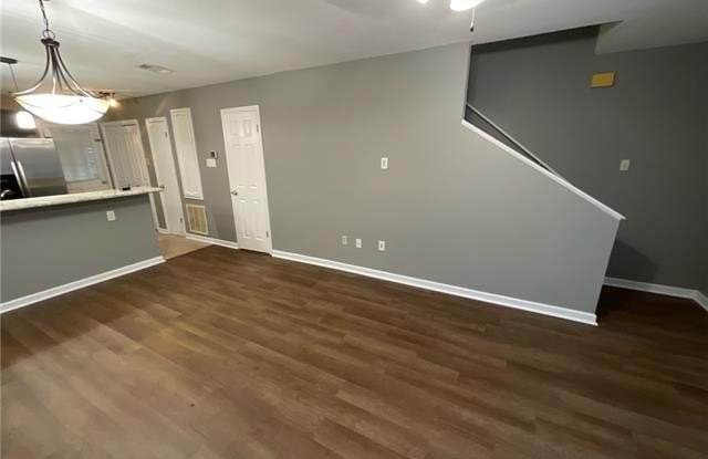14570 HONEYSUCKLE Drive Gallery 3