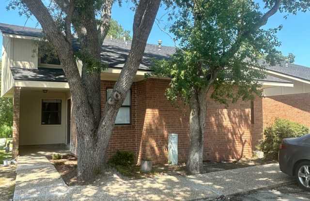 2 Bedroom/2 Bath Townhome photos photos