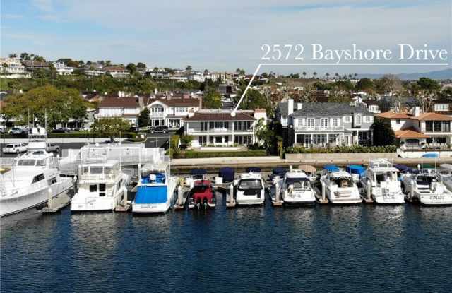 2572 Bayshore Drive photos photos