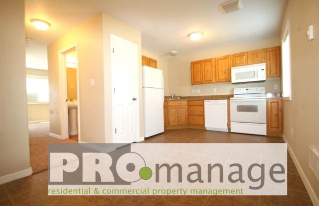 2 Bed / 1.5 Bath Townhouse - Idaho Falls Gallery 3