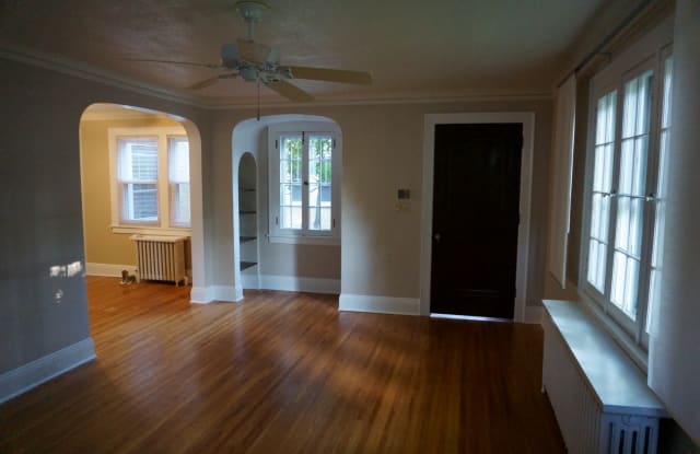 335 Cleveland Ave S - 335 Cleveland Avenue South, St. Paul, MN 55105