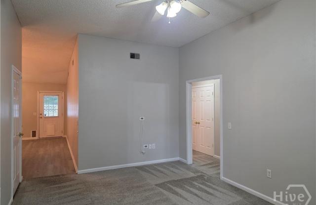 5022 Winfield Drive Gallery 3