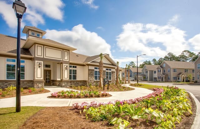 Basswood Landing Apartments photos photos