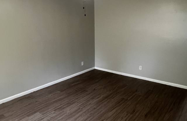 405 Paula Dr photos photos