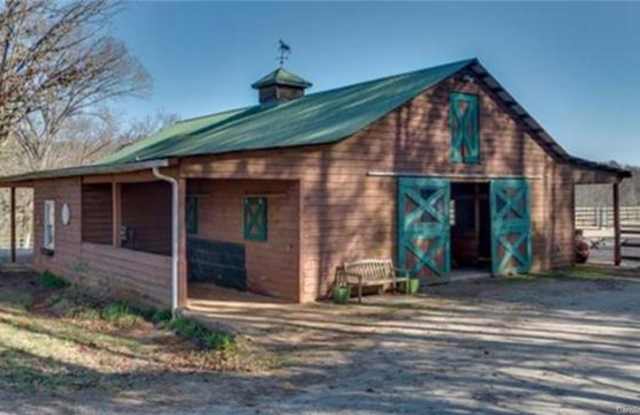 435 Landrum Road Gallery 2
