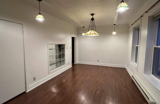 103 East Chicago StreetUnit 1 Gallery 2